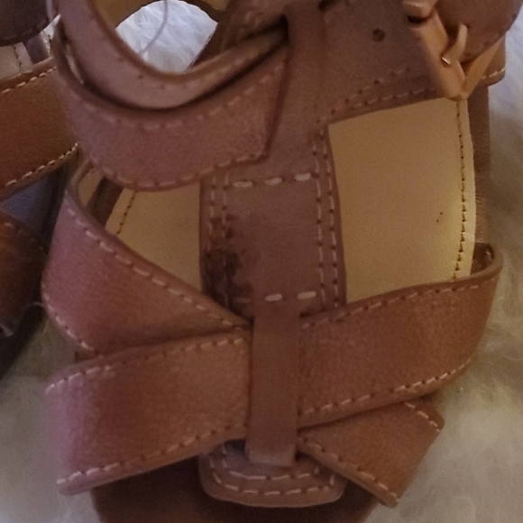 Coach Size 9 B Leather Heels - Picture 10 of 12